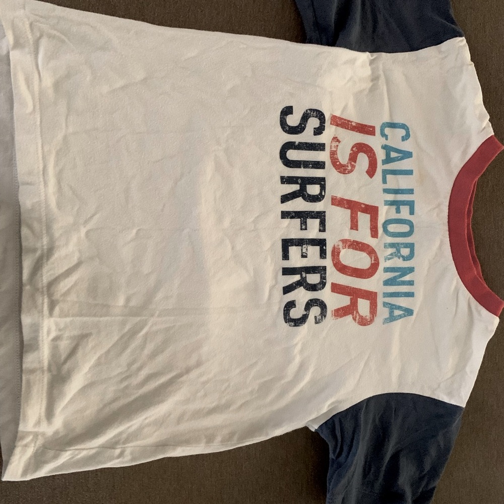 Uniqlo boy t shirt size 5-6